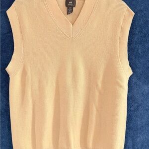 H&M Women's Beige V-Neck Sweater Vest